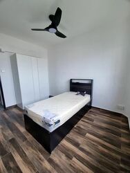 Blk 341 Jurong East Avenue 1 (Jurong East), HDB 4 Rooms #568007881